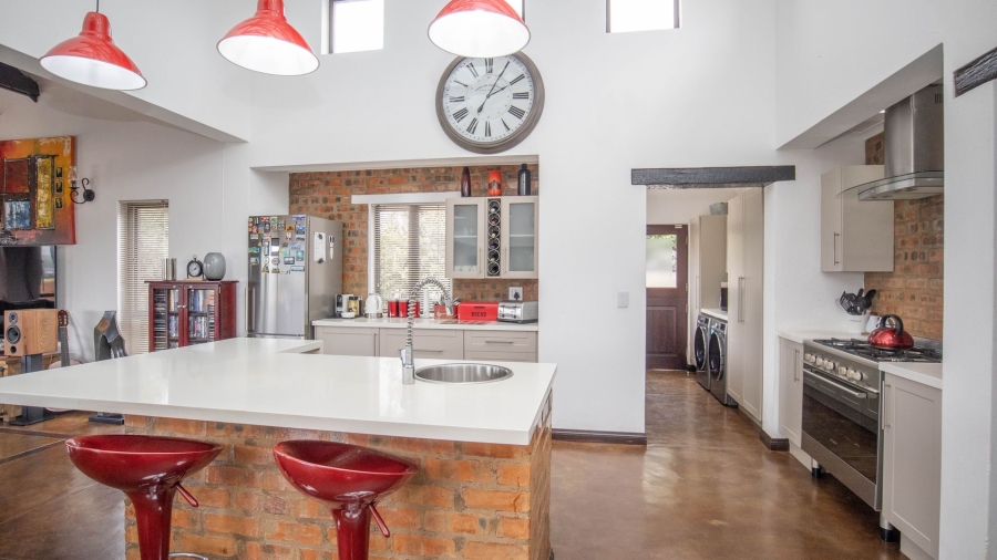 To Let 3 Bedroom Property for Rent in The Coves North West